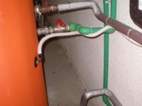 i2